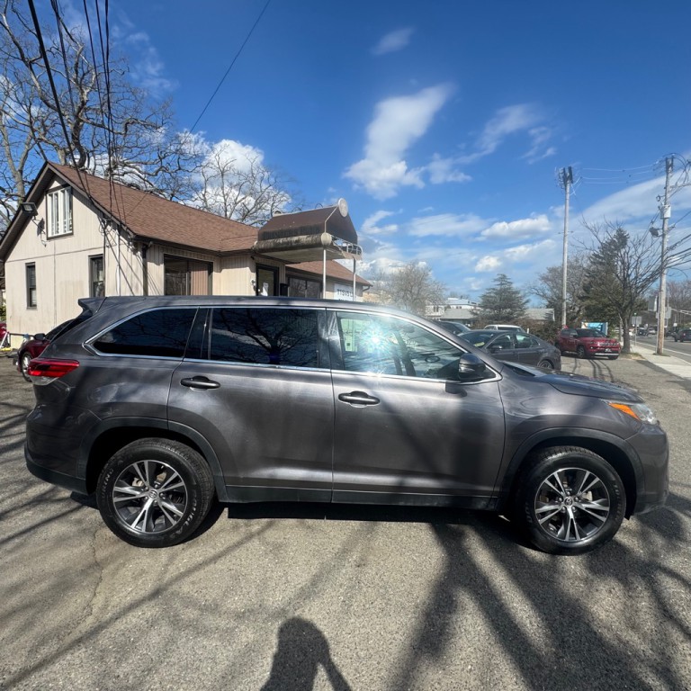 2019 Toyota Highlander Image 6