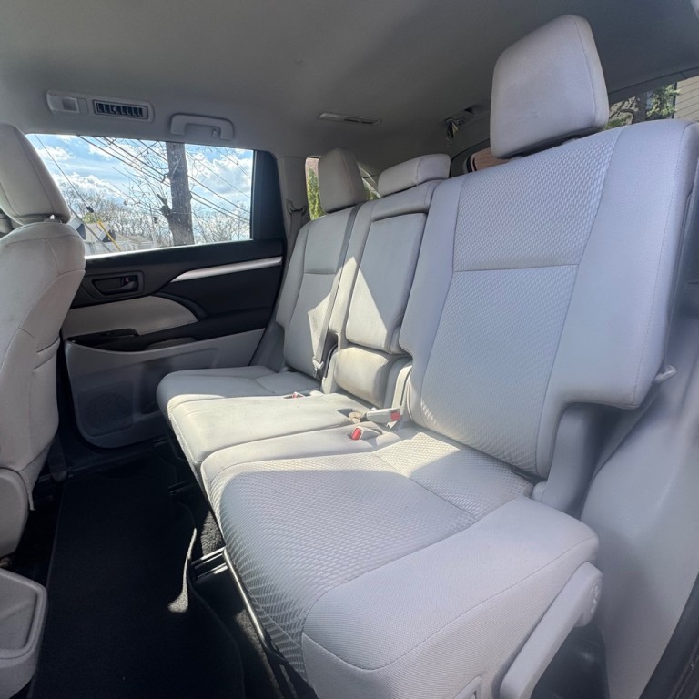 2019 Toyota Highlander Image 11