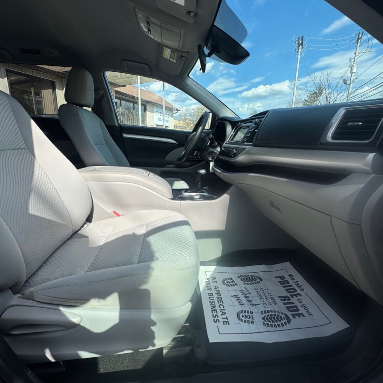 2019 Toyota Highlander Image 18
