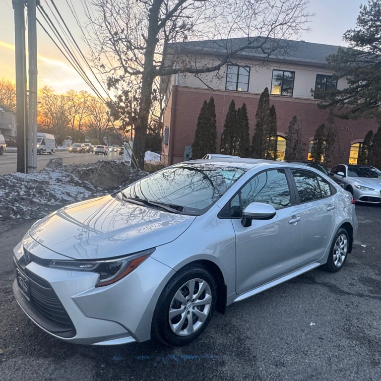 2025 Toyota Corolla Image 1