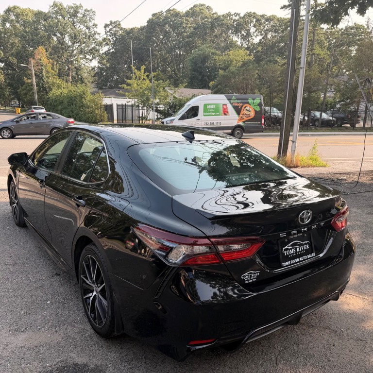 2024 Toyota Camry Image 3