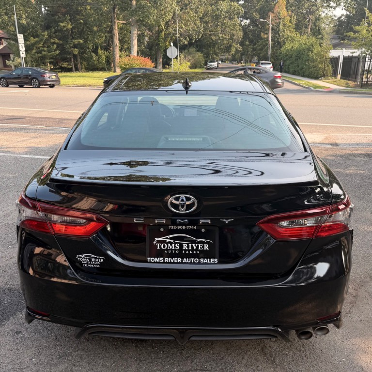 2024 Toyota Camry Image 4