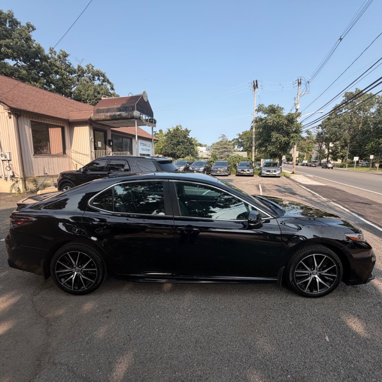 2024 Toyota Camry Image 6