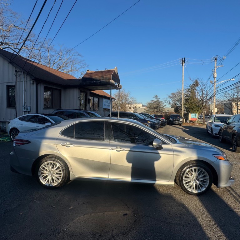 2018 Toyota Camry Image 6