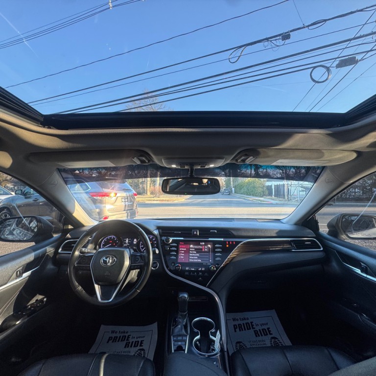 2018 Toyota Camry Image 14