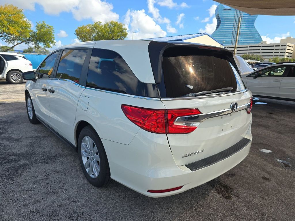 2019 Honda Odyssey Image 3
