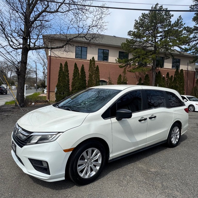 2019 Honda Odyssey Image 1