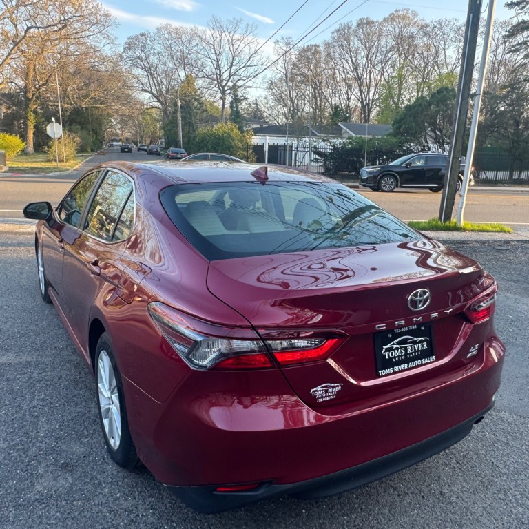 2022 Toyota Camry Image 3