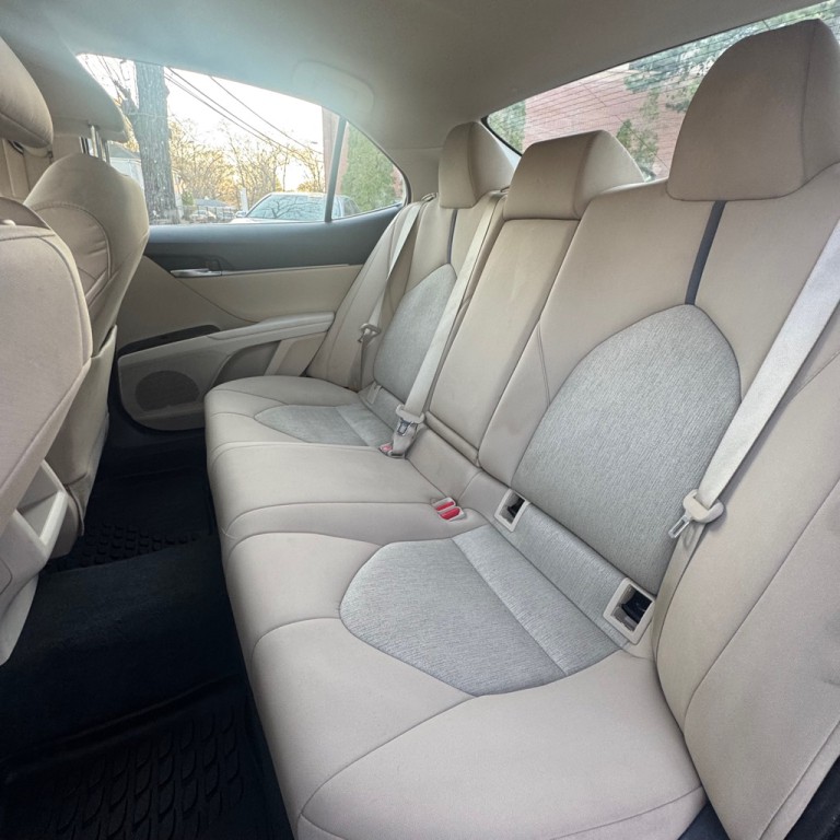 2022 Toyota Camry Image 10
