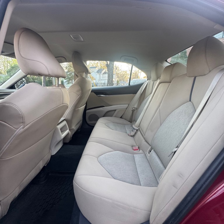 2022 Toyota Camry Image 11