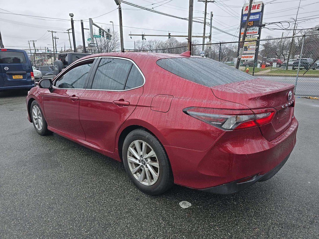 2021 Toyota Camry Image 2