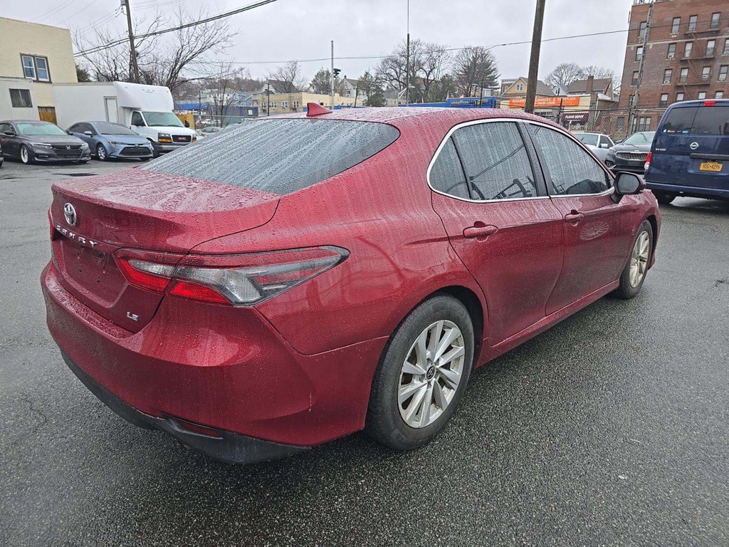 2021 Toyota Camry Image 3