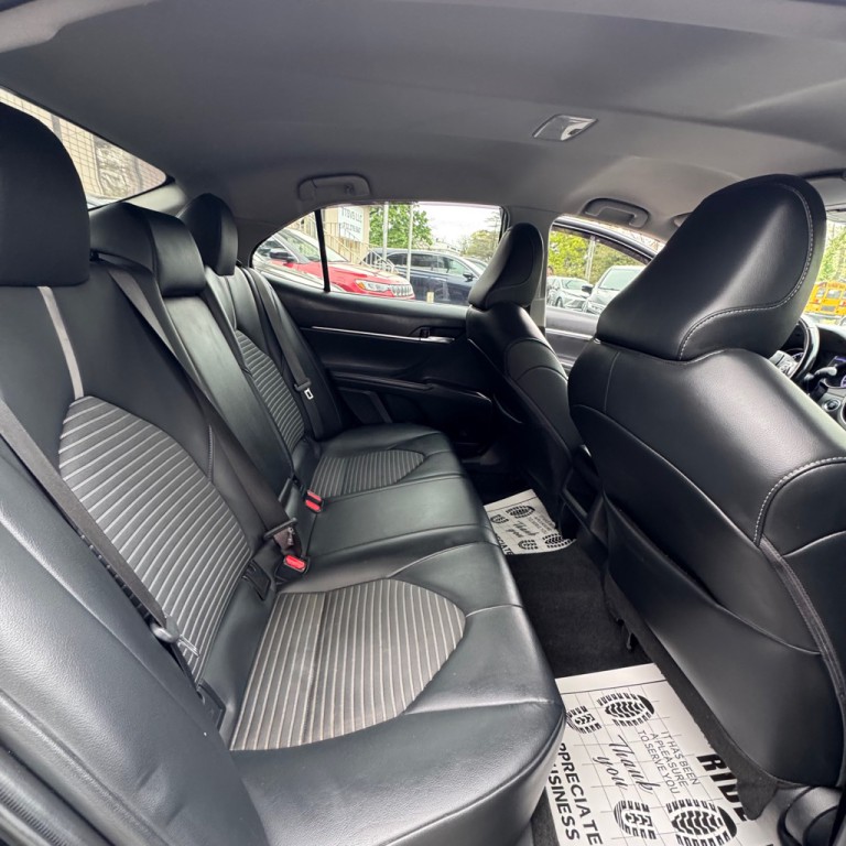 2023 Toyota Camry Image 13