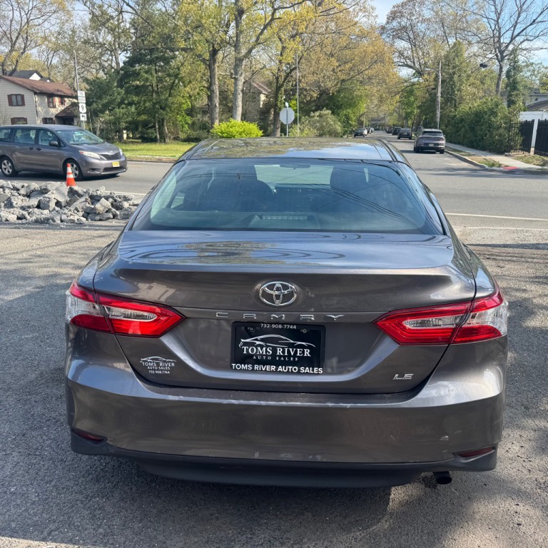 2018 Toyota Camry Image 4