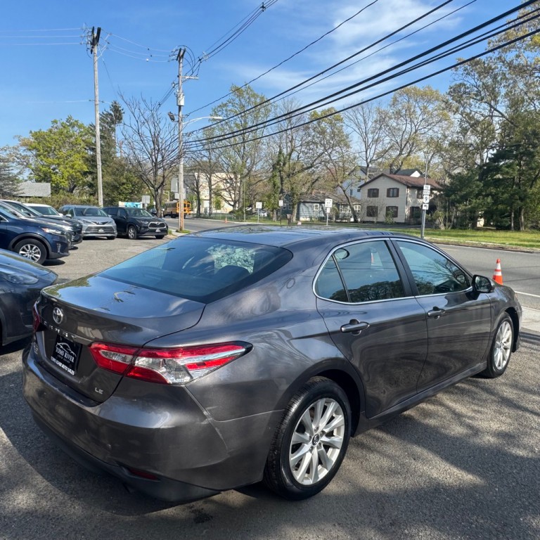 2018 Toyota Camry Image 5