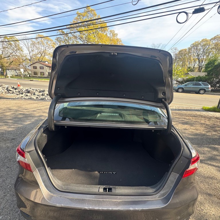 2018 Toyota Camry Image 9