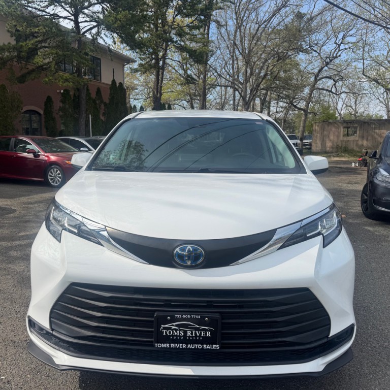 2022 Toyota Sienna Image 8