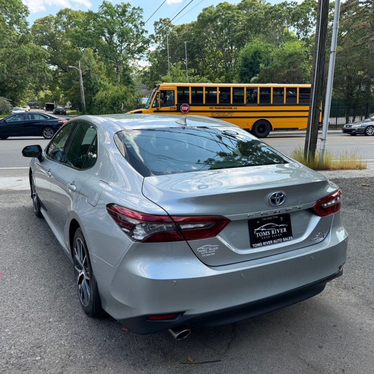 2023 Toyota Camry Image 3