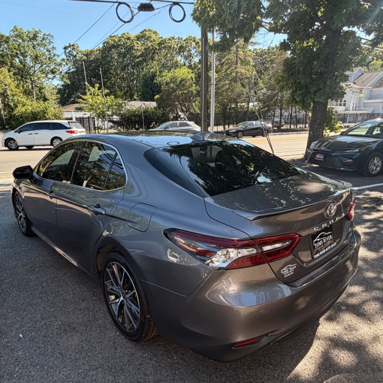 2022 Toyota Camry Image 3