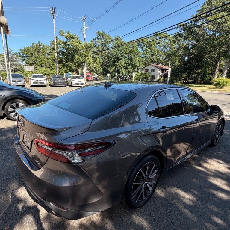 2022 Toyota Camry Image 5