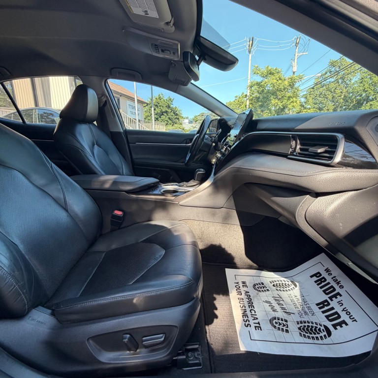 2022 Toyota Camry Image 16