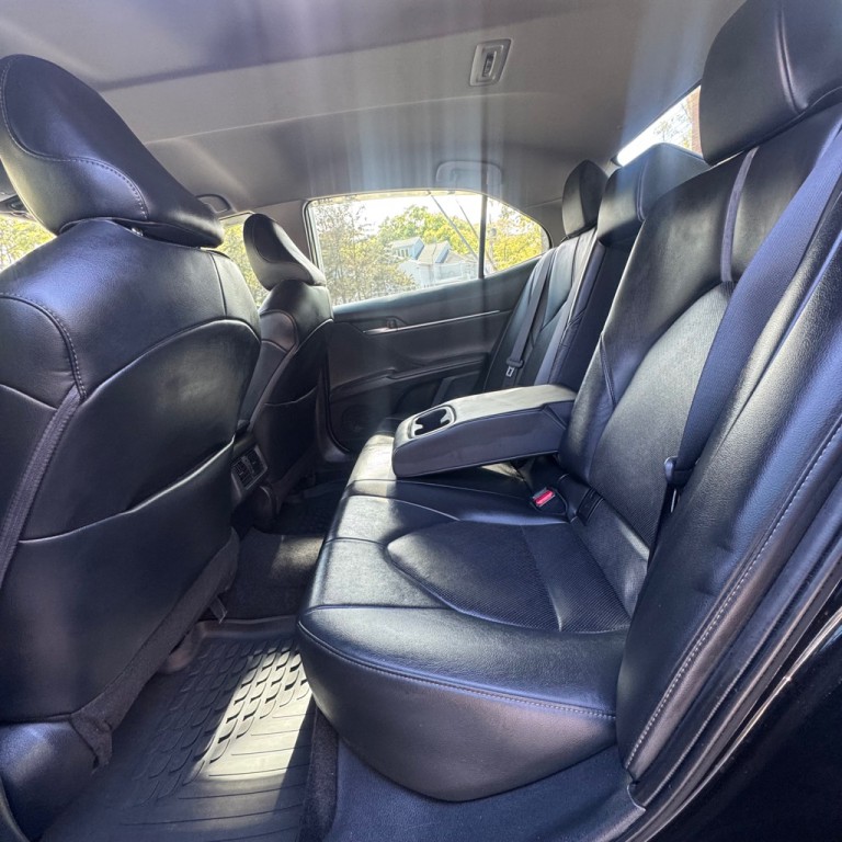 2022 Toyota Camry Image 11