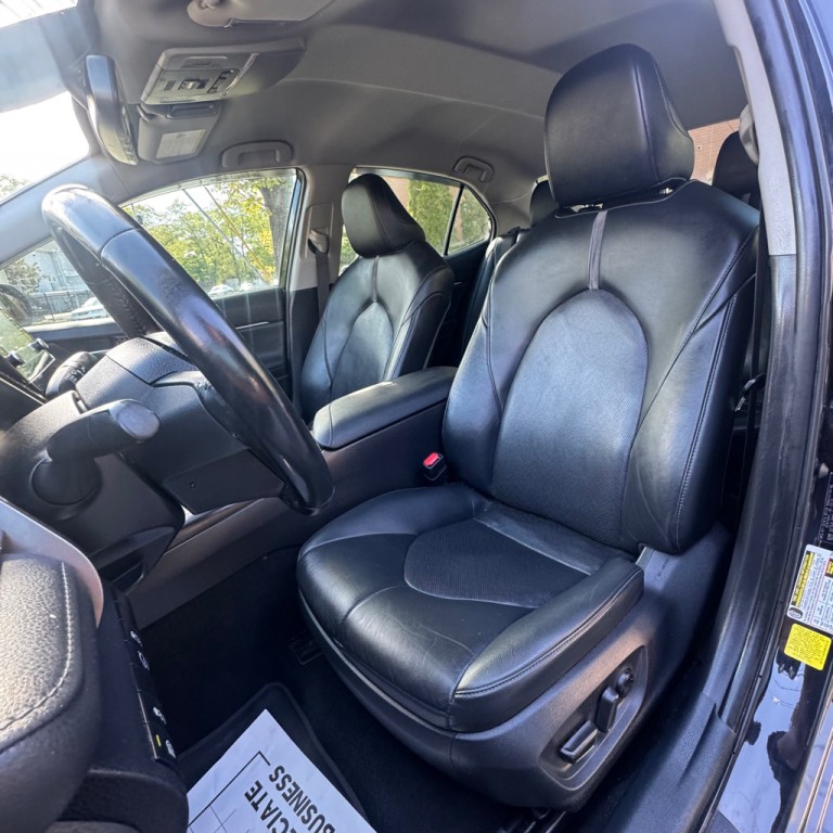 2022 Toyota Camry Image 17