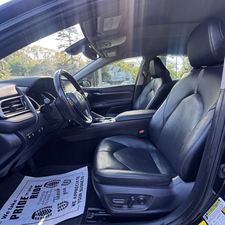 2022 Toyota Camry Image 18