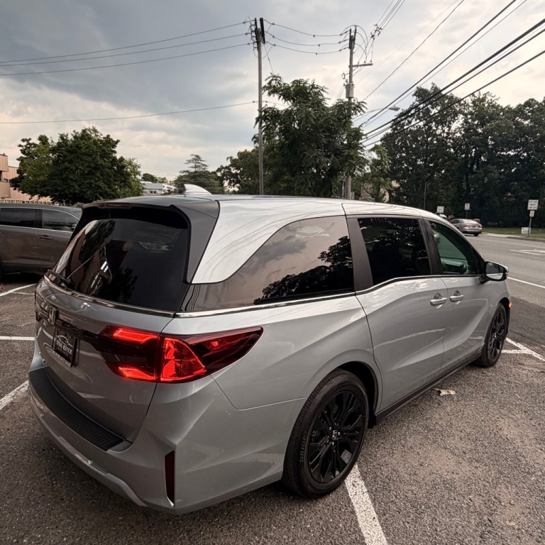 2025 Honda Odyssey Image 2