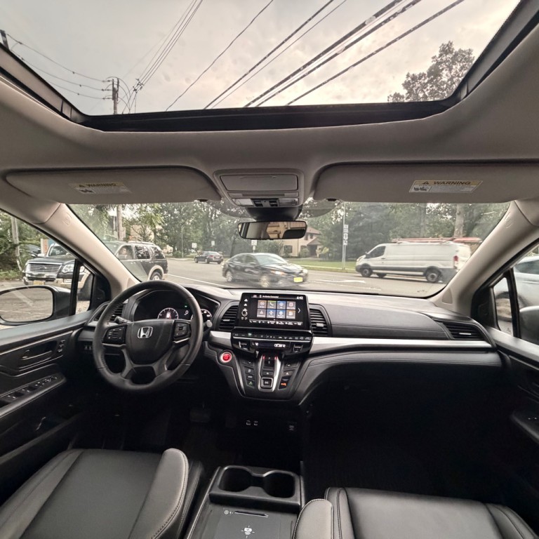 2025 Honda Odyssey Image 14