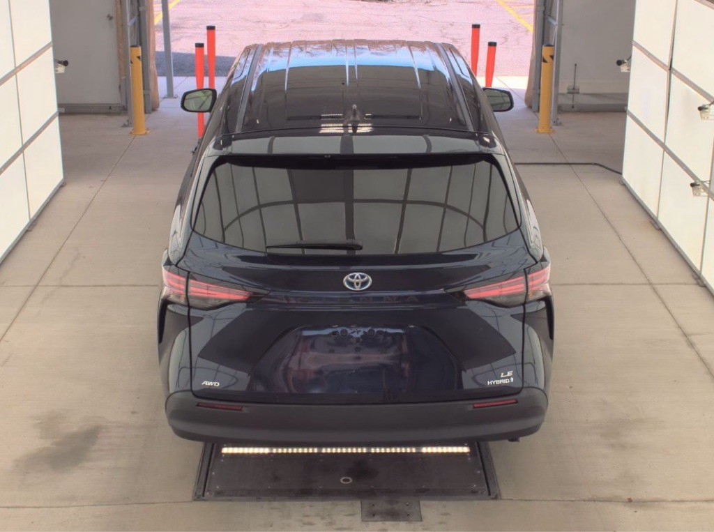 2022 Toyota Sienna Image 6