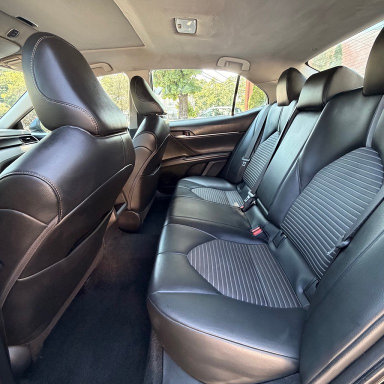2022 Toyota Camry Image 11