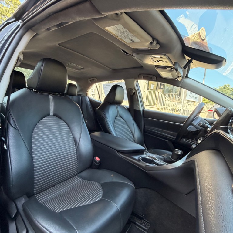2022 Toyota Camry Image 15