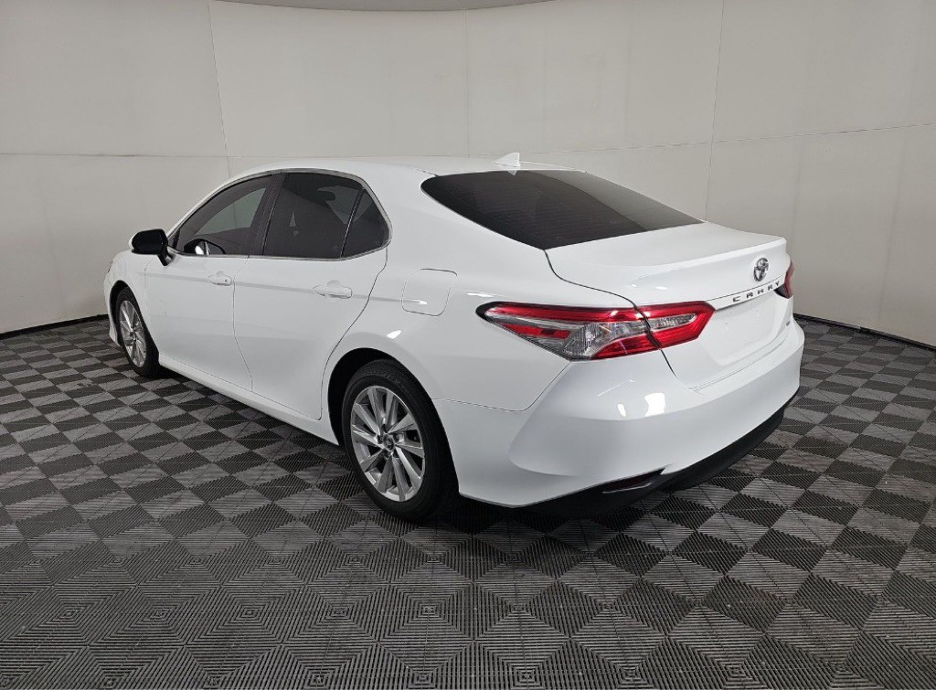 2023 Toyota Camry Image 2