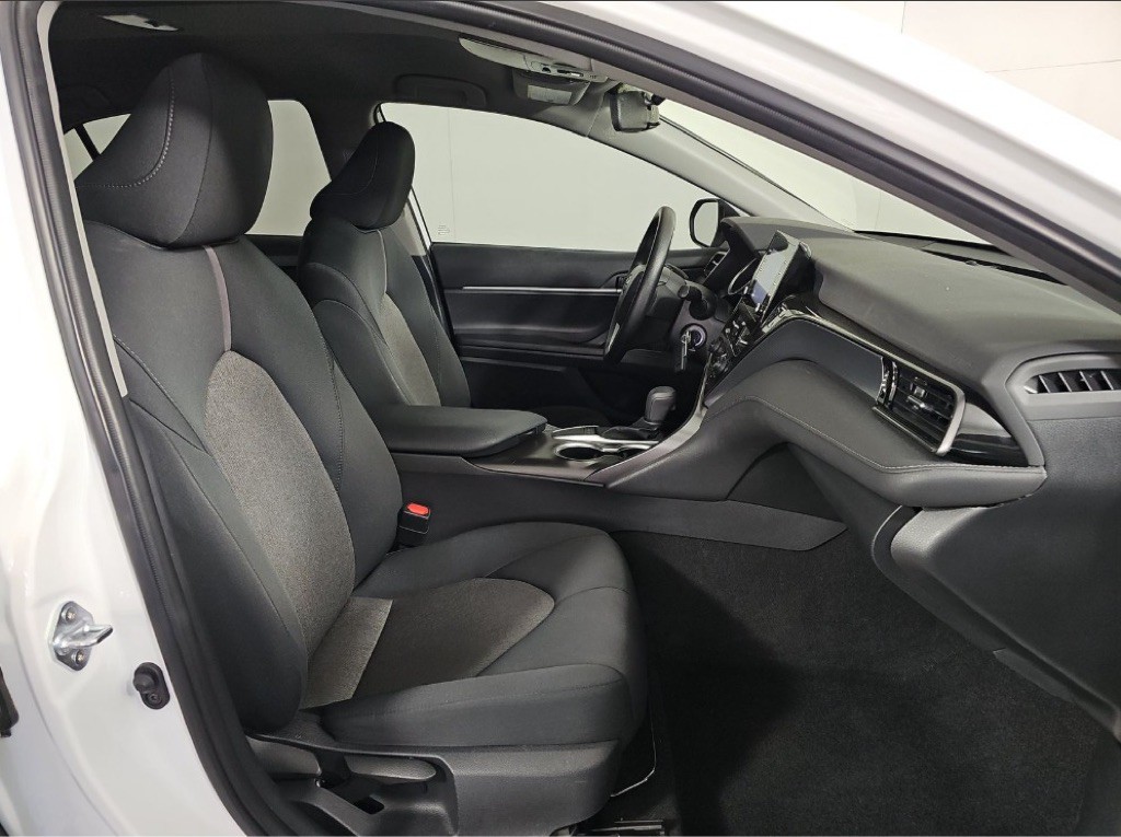 2023 Toyota Camry Image 7