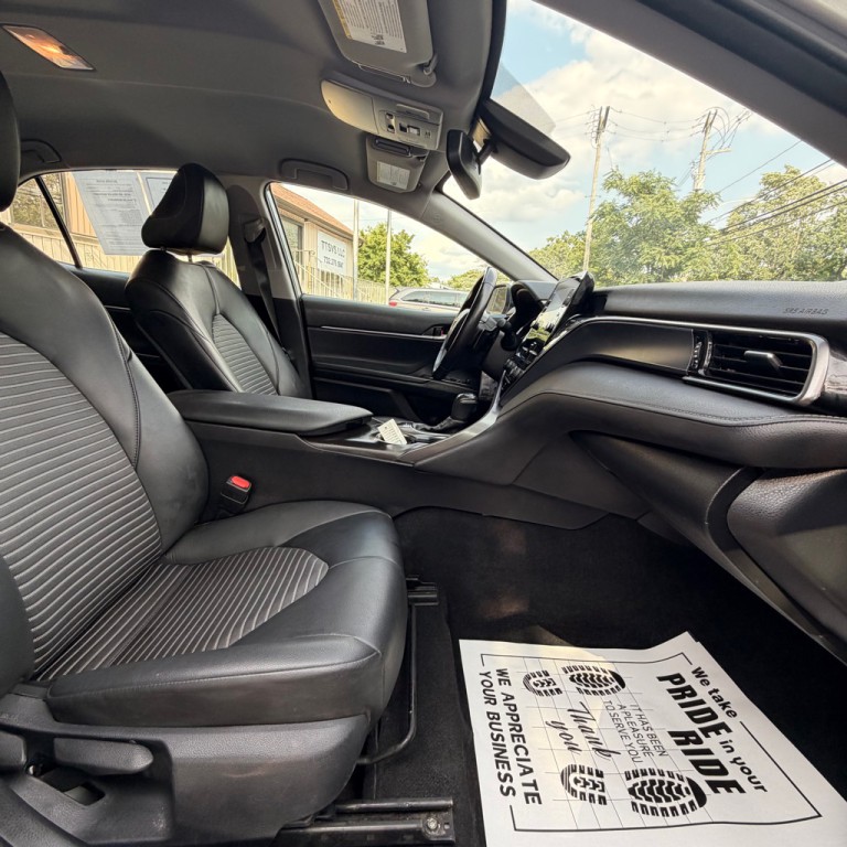 2024 Toyota Camry Image 16