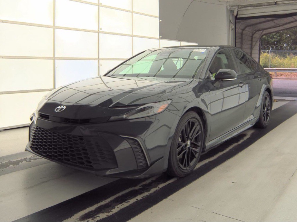 2025 Toyota Camry Image 6