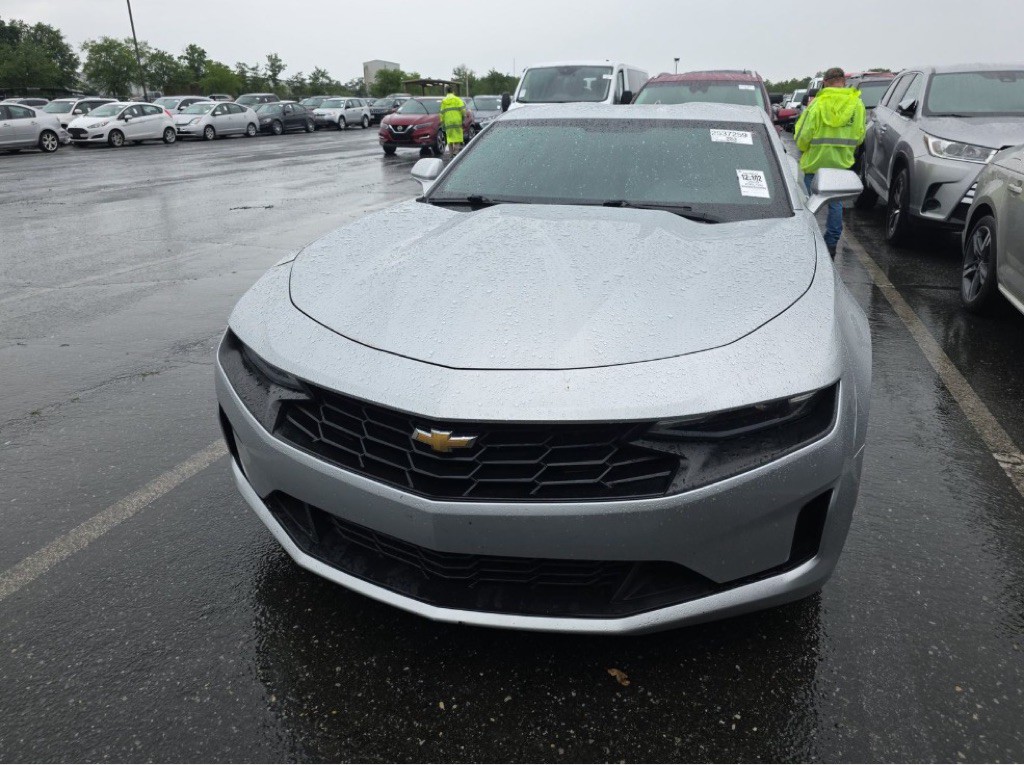 2019 Chevrolet Camaro Image 3