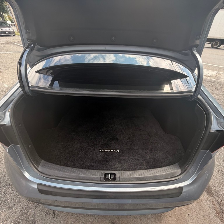 2021 Toyota Corolla Image 9