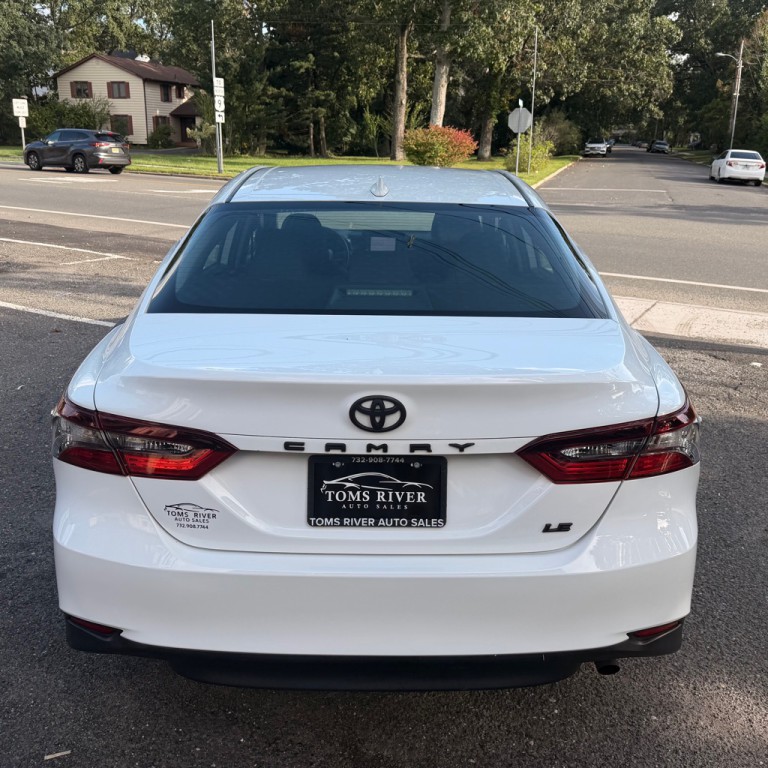 2021 Toyota Camry Image 4