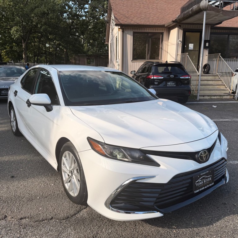 2021 Toyota Camry Image 7