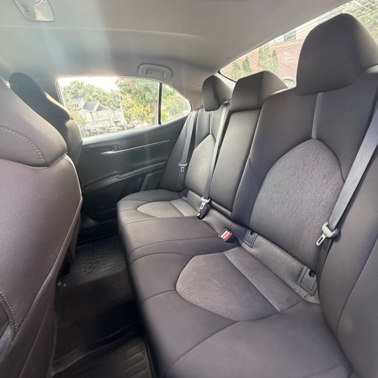 2021 Toyota Camry Image 10