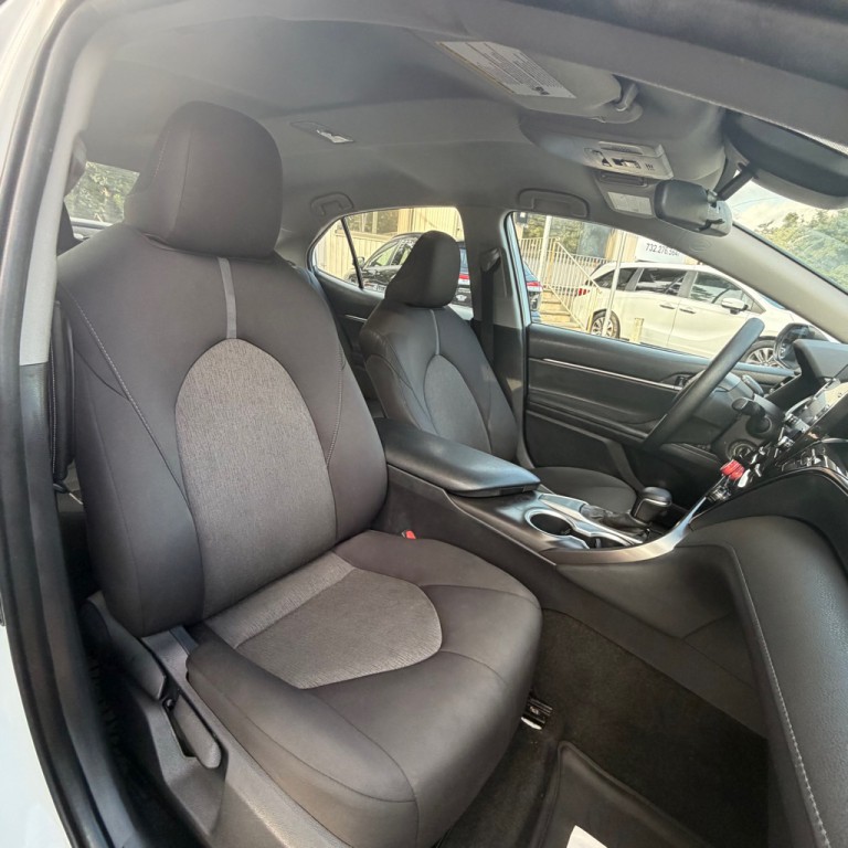 2021 Toyota Camry Image 15