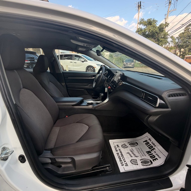 2021 Toyota Camry Image 16