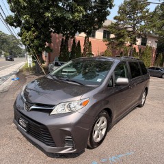 Image for 2020 Toyota Sienna LE ID: 7532199
