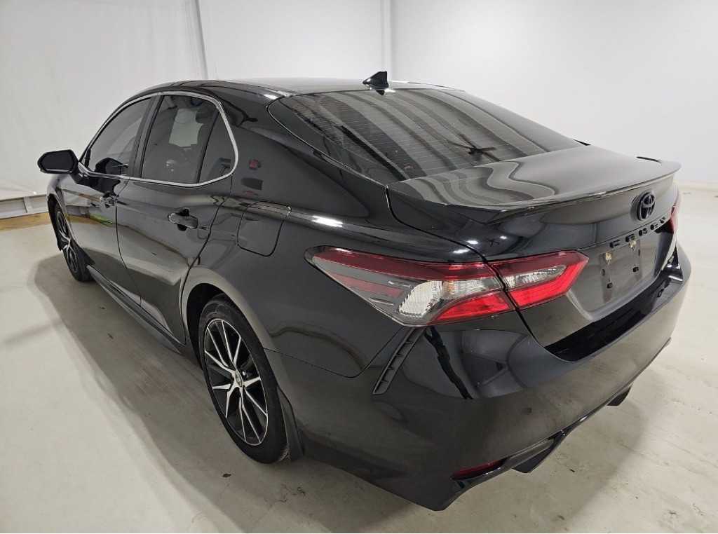 2023 Toyota Camry Image 4