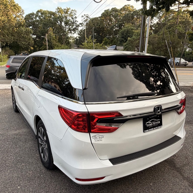 2021 Honda Odyssey Image 3