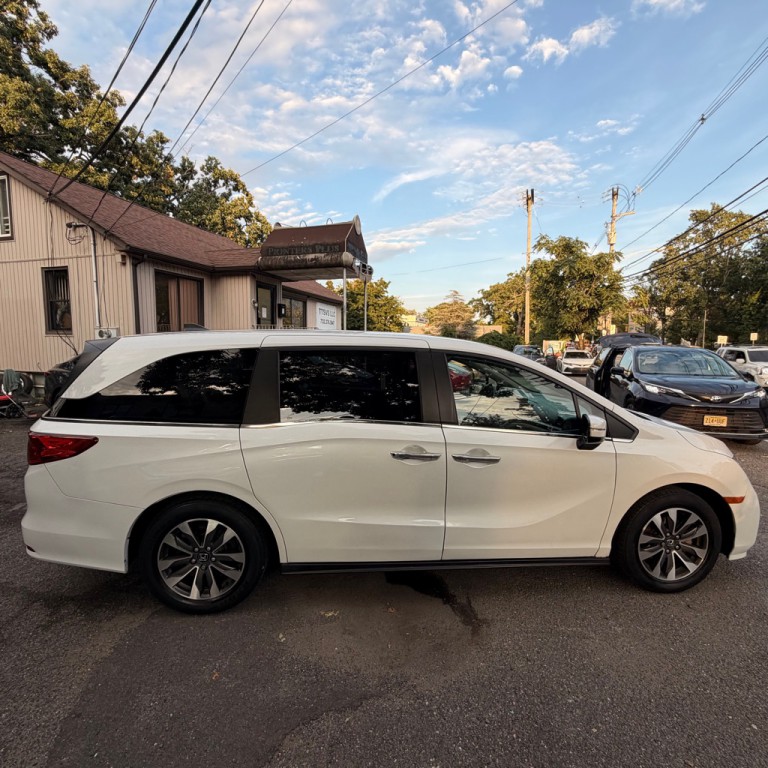 2021 Honda Odyssey Image 6
