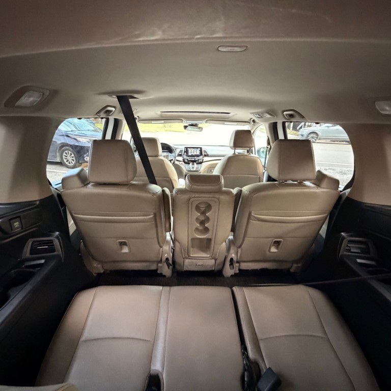 2021 Honda Odyssey Image 10