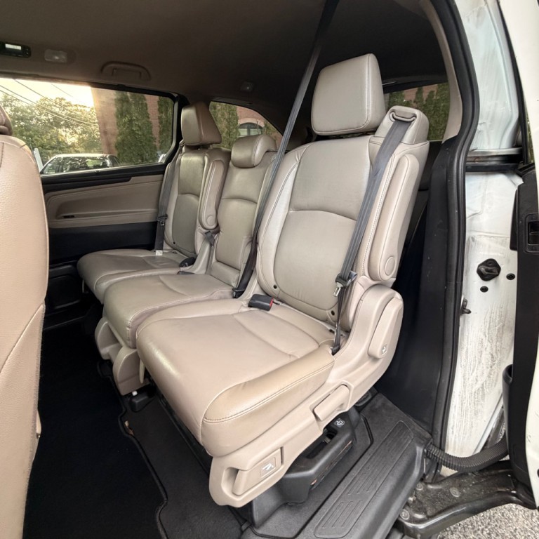 2021 Honda Odyssey Image 12